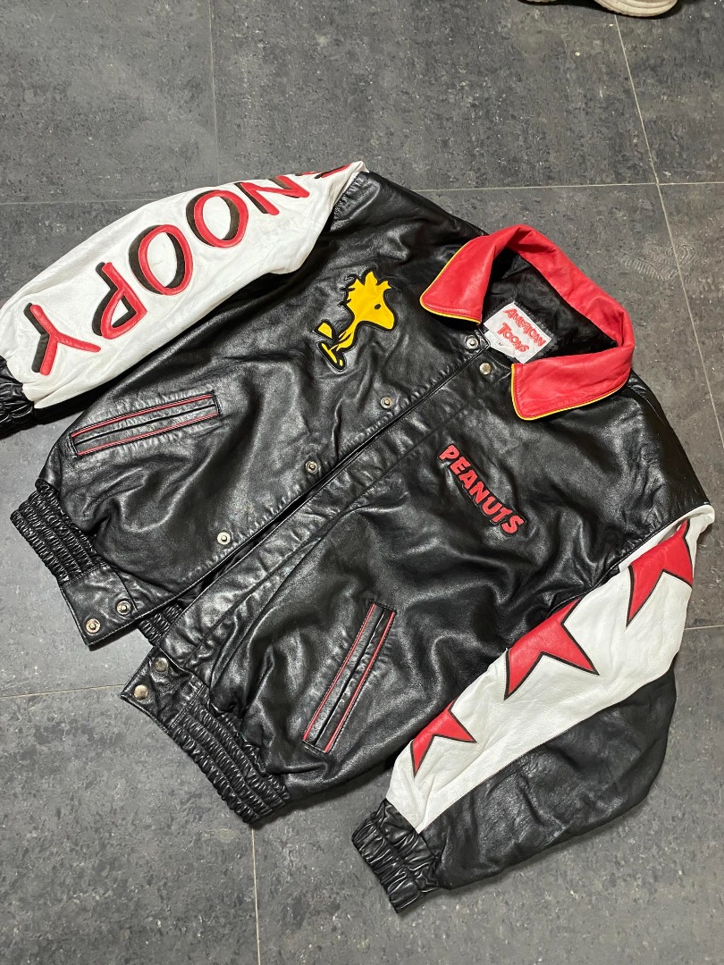 VINTAGE 80s SNOOPY DOGG PEANUTS LEATHER CARTOON COMIC, Men's Fashion