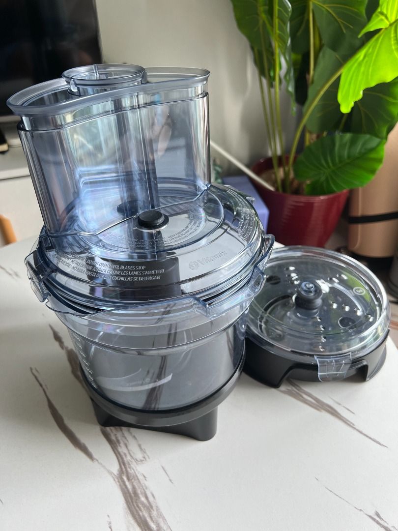 Vitamix food processor attachment top