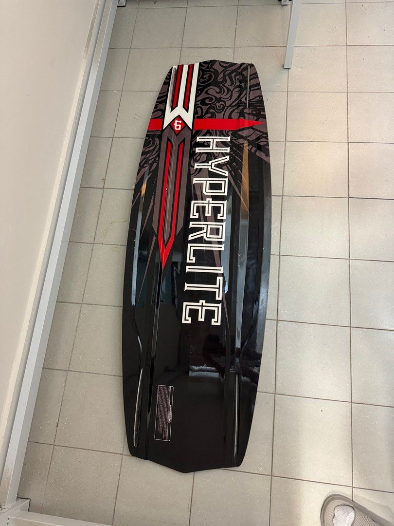 Wakeboard - 滑水板Hyperlite Marek 136 (Nova Core), 運動產品, 運動 
