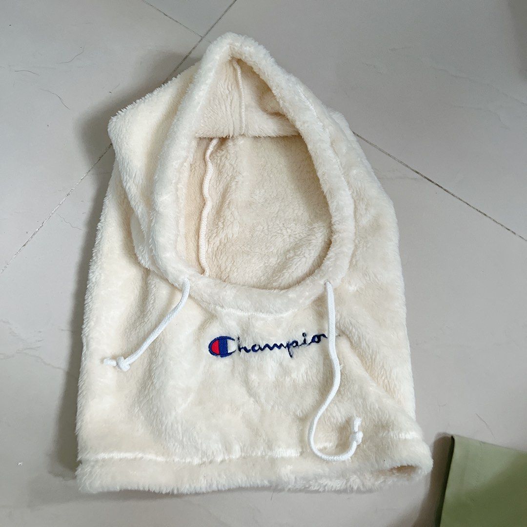 White fluffy champion hoodie cheap