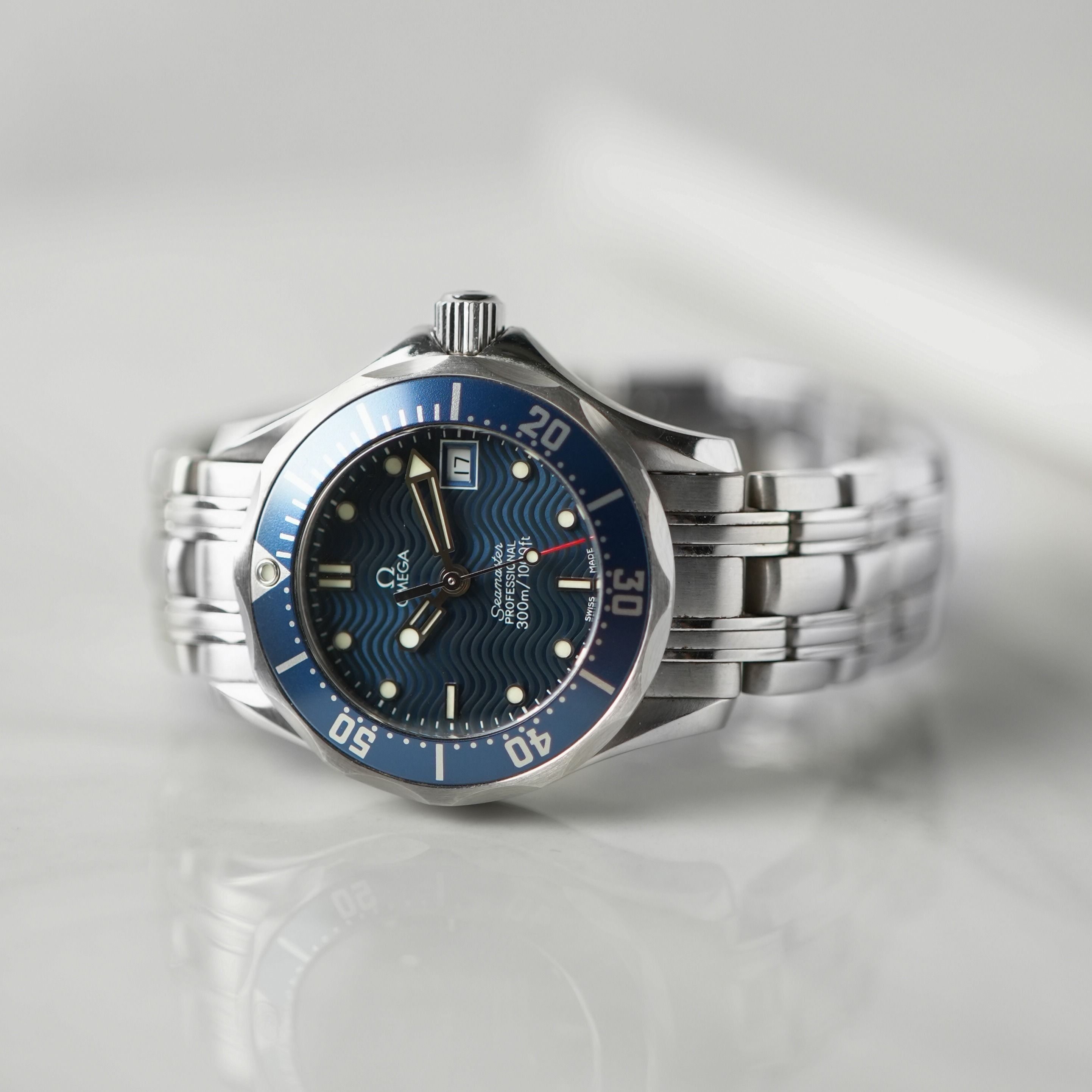 Cheapest new omega watch online