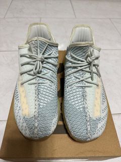 fake yeezy cloud white