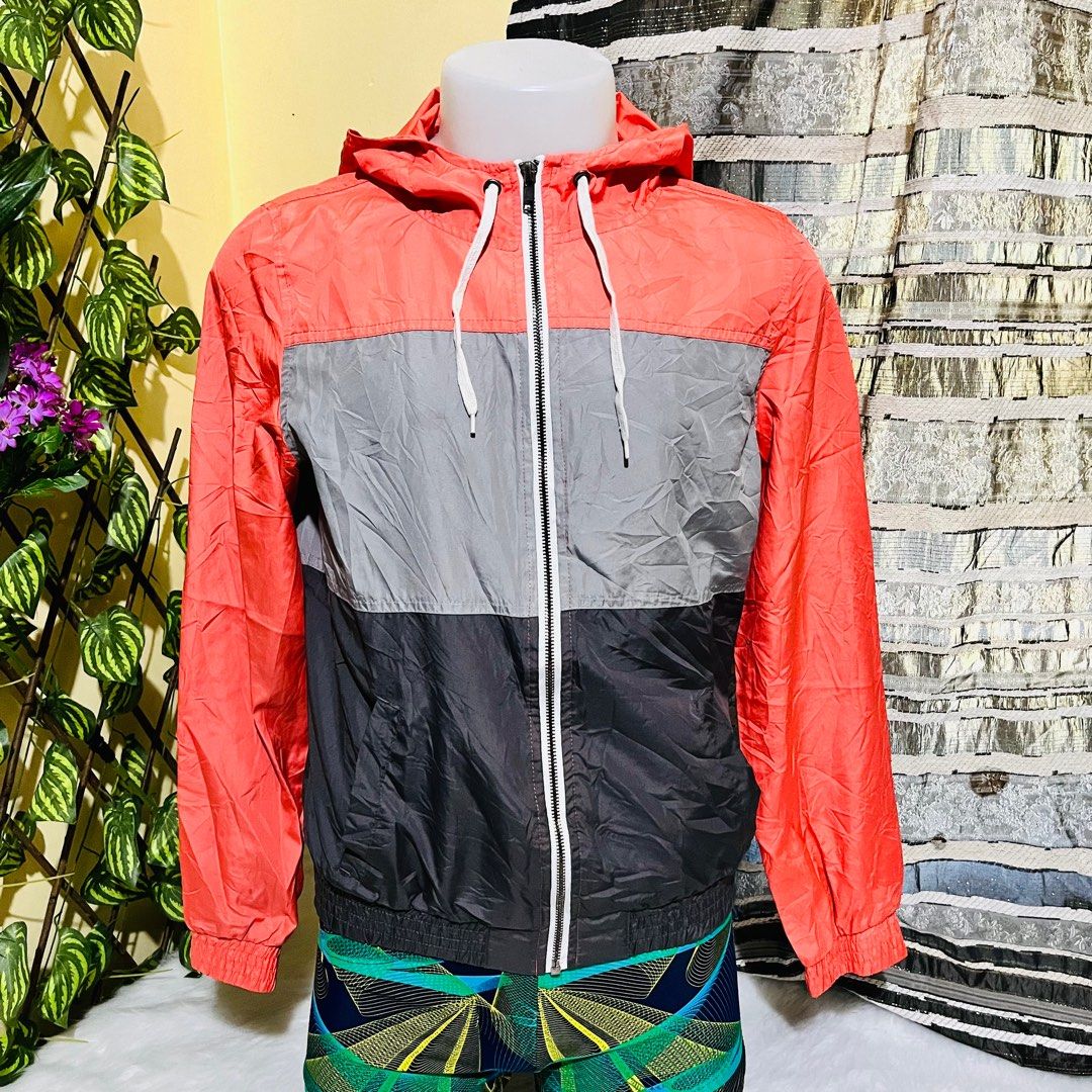 Zine windbreaker on sale