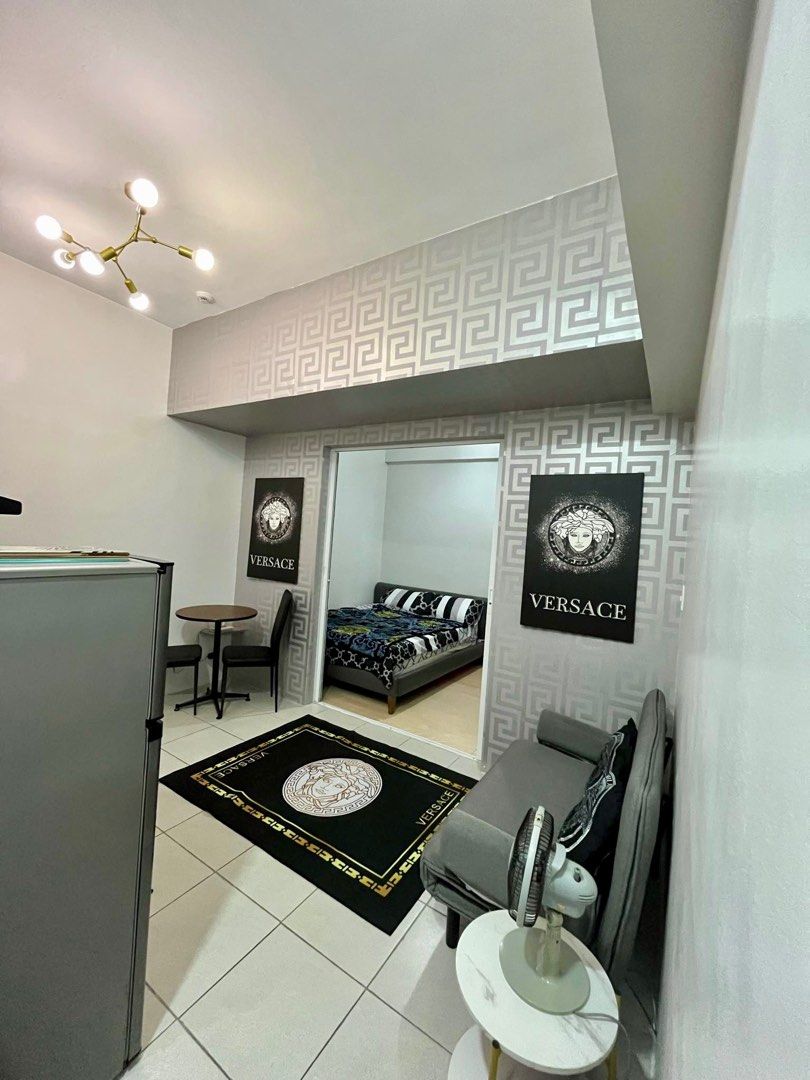 Ama Tower 1br Edsa (Category: Apartments & Condos) located in Pasay City. Submitted by luxevier (Listing ID 1260832815, Image 1). Description: Fully Furnished 1br - 27sqm With Queen size bed and single sofa bed Walking distance to MRT and Robinson ortigas EDSA This unit is also for sale. Available for short term minimum 3days. Php2500 per night Php23k for a month.
