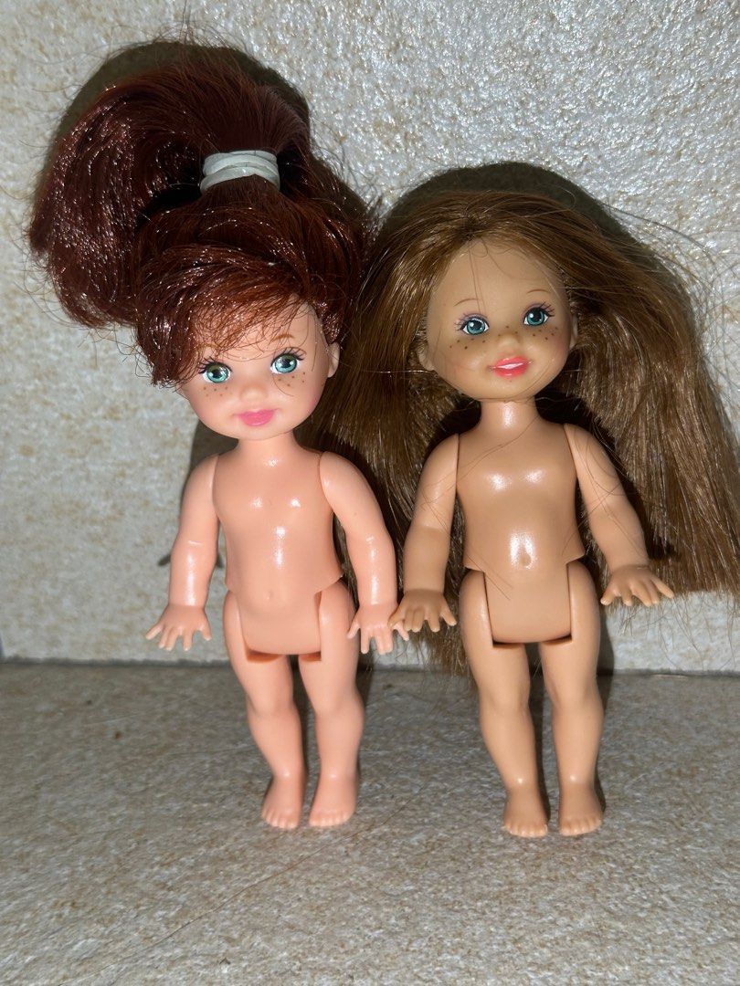 Barbie brunette kelly set (Category: Kids Toys) located in Tarlac. Submitted by relovedph_02 (Listing ID 1309806139, Image 1). Description: 🎀barbie brunette kelly dolls 🎀from my personal colection 🎀no breaking of set 🎀last price posted.