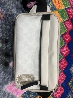 (Category: ) located in . Submitted by budin78 (Listing ID 1309856016, Image 1). Description: .