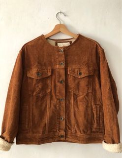 (Kategori: ) berada di . Dikirim oleh ulyafff (ID iklan 1309770235, Gambar 1). Deskripsi: .