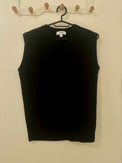 COS 100% wool vest