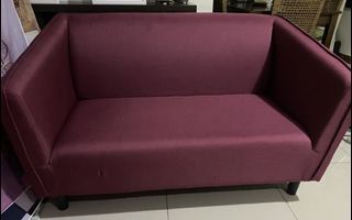 Couch 2 or 3 seater (wine red)