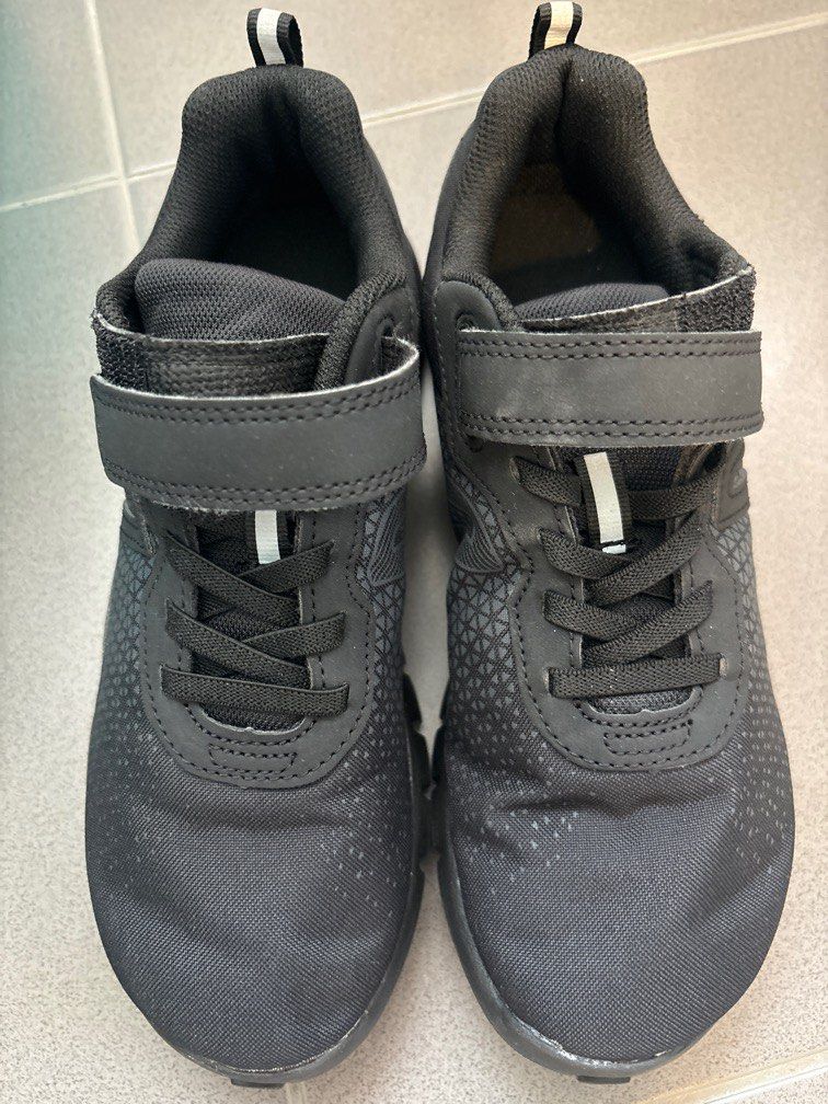 Decathlon black shoe shoes size 36