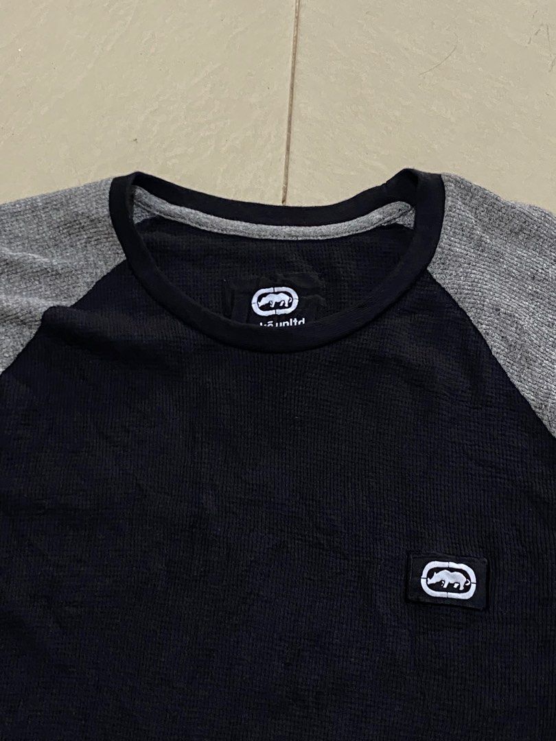 ECKO UNLTD WAFFLE LONGSLEEVE (Category: Coats, Jackets and Outerwear) located in Dagupan City. Submitted by ctrl.thrift (Listing ID 1309816177, Image 2). Description: 21x30.5.