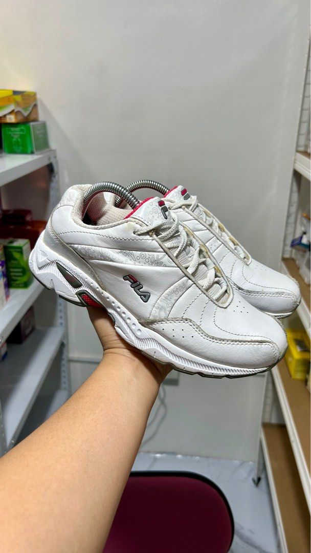 White rubber shoes fila on sale