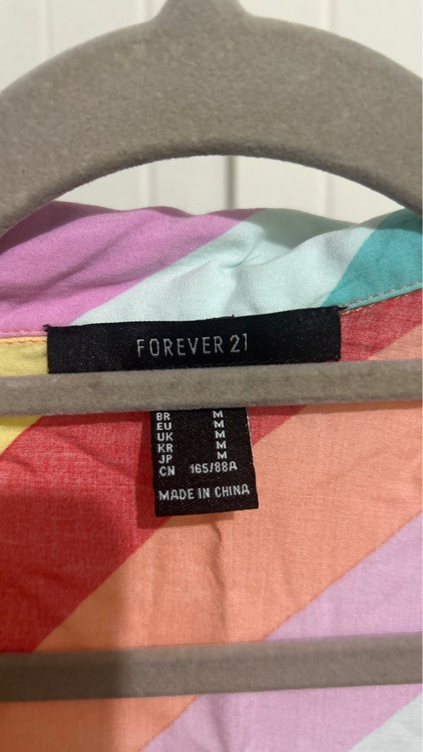 Forever 21 Polo (Category: Shirts) located in Quezon City. Submitted by superchargerr (Listing ID 1309820389, Image 2). Description: Worn once.