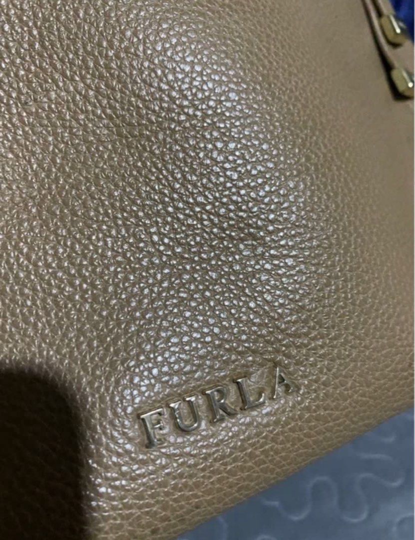 Furla sienna leather hobo bag hotsell