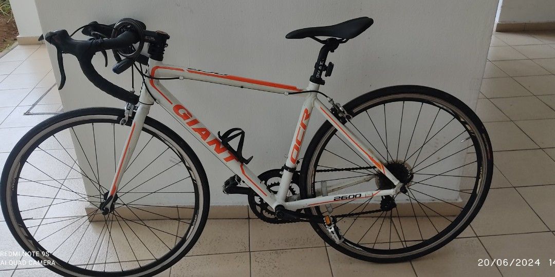Giant Road Bike OCR 2600 Sports Equipment Bicycles Parts Bicycles on Carousell