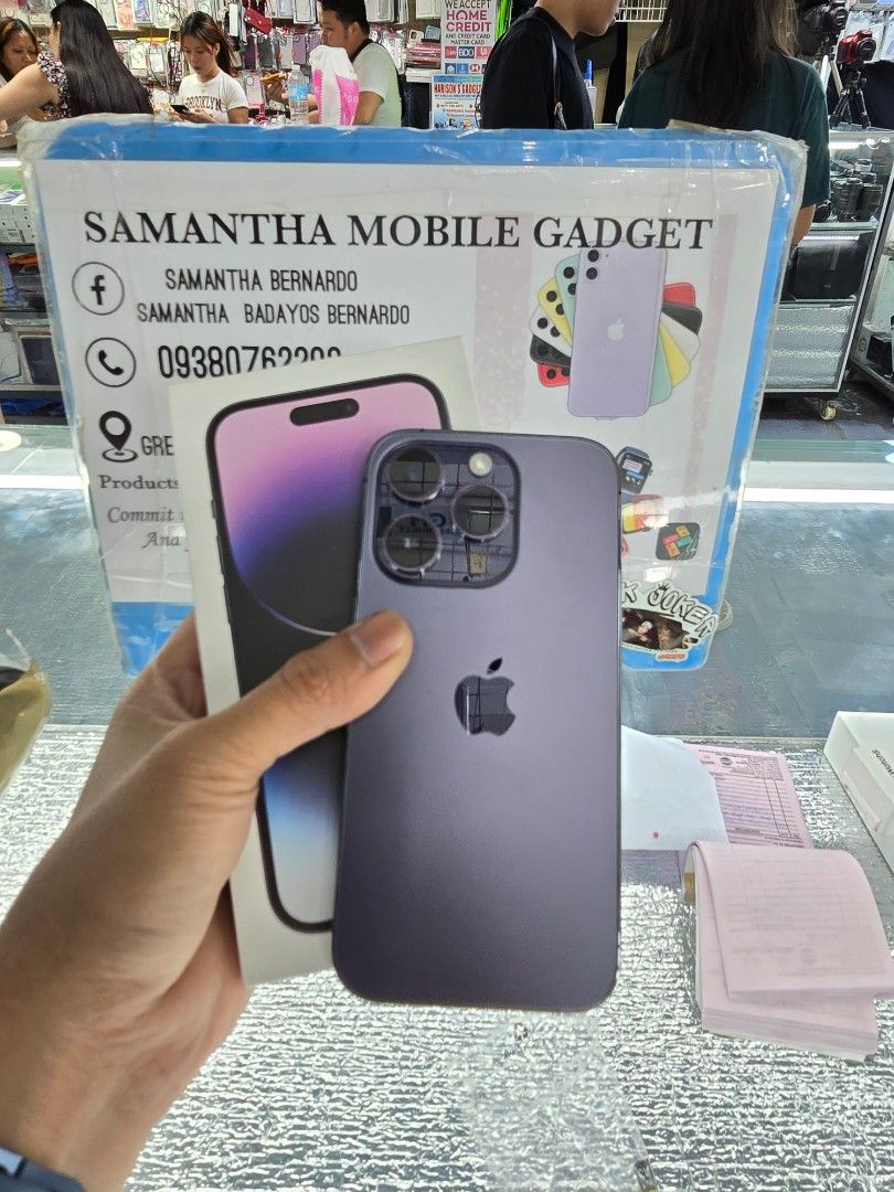 Iphone 14 Pro 128gb Smartlock (Category: iPhone 14 Series) located in Quezon City. Submitted by samanthaga21954 (Listing ID 1309873151, Image 2). Description: Iphone 14 Pro 128gb Smartlock Secondhand Onhand Stock Complete Package same serial Box.