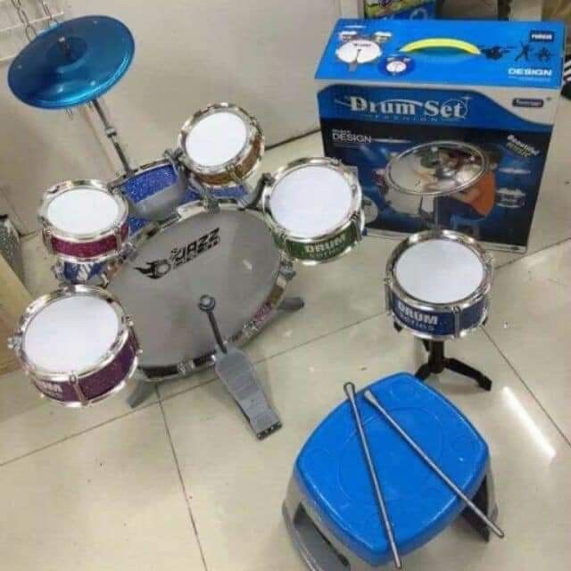 KIDS DRUM SET (Category: Musical Instruments) located in Quezon City. Submitted by fconnie15407950 (Listing ID 1309845852, Image 2). Description: .