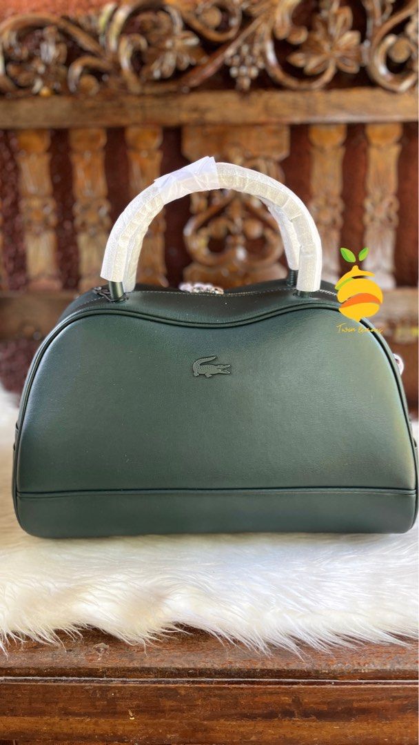 Lacoste Lora Large Doctor s Bag SINOPLE Women s Fashion Bags Wallets Cross body Bags on Carousell