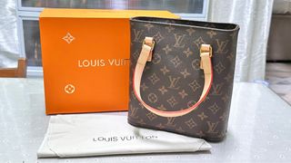 (Category: ) located in . Submitted by junecloset (Listing ID 1309733197, Image 1). Description: .