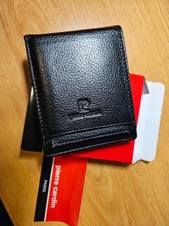 Mens Leather Wallet Pierre Cardin brand