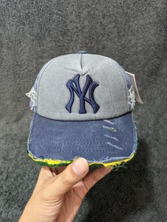 NEW ERA NY YANKEES TATTERED BASEBALL CAP (BLUE)