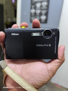 Nikon Coolpix S6 6MP Digicam with New Battery (Price Nego)