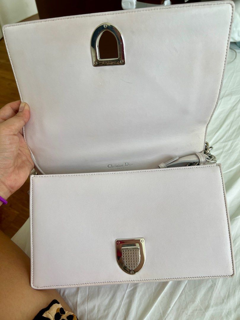 Off-White Diorama Bag (Category: Luxury Bags & Wallets) located in Calamba. Submitted by mom2girls (Listing ID 1299121767, Image 3). Description: Has slight press- marks from chain due to storage. Has light nail scratches and discoloration at the back due to rubs (but not seen naman when worn). RFS: Too many white bags so I need to declutter. Shipping c/o Buyer.