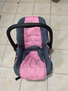 Pink baby basket or Car seat