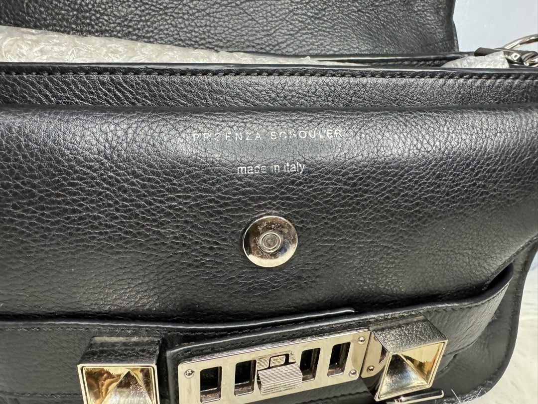 PROENZA SCHOULER (Category: Luxury Bags & Wallets) located in Las Pinas. Submitted by CocoBebeBeautiQ (Listing ID 1309726852, Image 3). Description: AUTO PASS TO LOW BALLER‼️ AUTO PASS TO LOW BALLER‼️ PROENZA SCHOULER NO SLING NORMAL SIGNS OF USAGE PLEASE CHECK PHOTOS CAREFULLY.