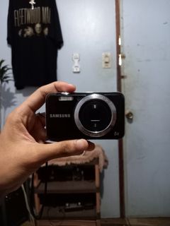Samsung Es60 Digital Camera, Photography, Cameras on Carousell