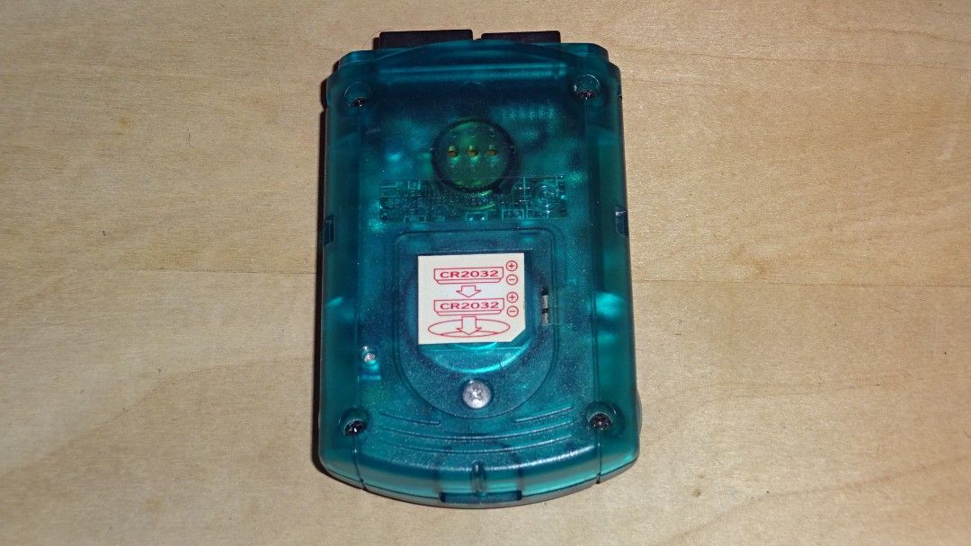 SEGA Dreamcast Visual Memory Unit (VMU) (Category: Controllers) located in Paranaque City. Submitted by kutoi.ancheta (Listing ID 1309865048, Image 2). Description: SEGA Dreamcast Visual Memory Unit (VMU) ₱1500 condition: untested! Compatibility is buyer's responsibility! For collection, display props etc. as is only! no warranties! pm for inquiries. #segadreamcastgaming #segadreamcastvmu.
