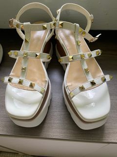 (Category: ) located in . Submitted by 2stylish4u (Listing ID 1309778825, Image 1). Description: .