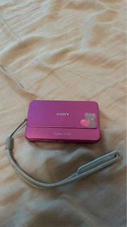 (Category: ) located in . Submitted by cleaningmyroomplshelp (Listing ID 1309773849, Image 1). Description: .