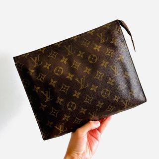 100 affordable louis vuitton laptop case For Sale Luxury Carousell Singapore