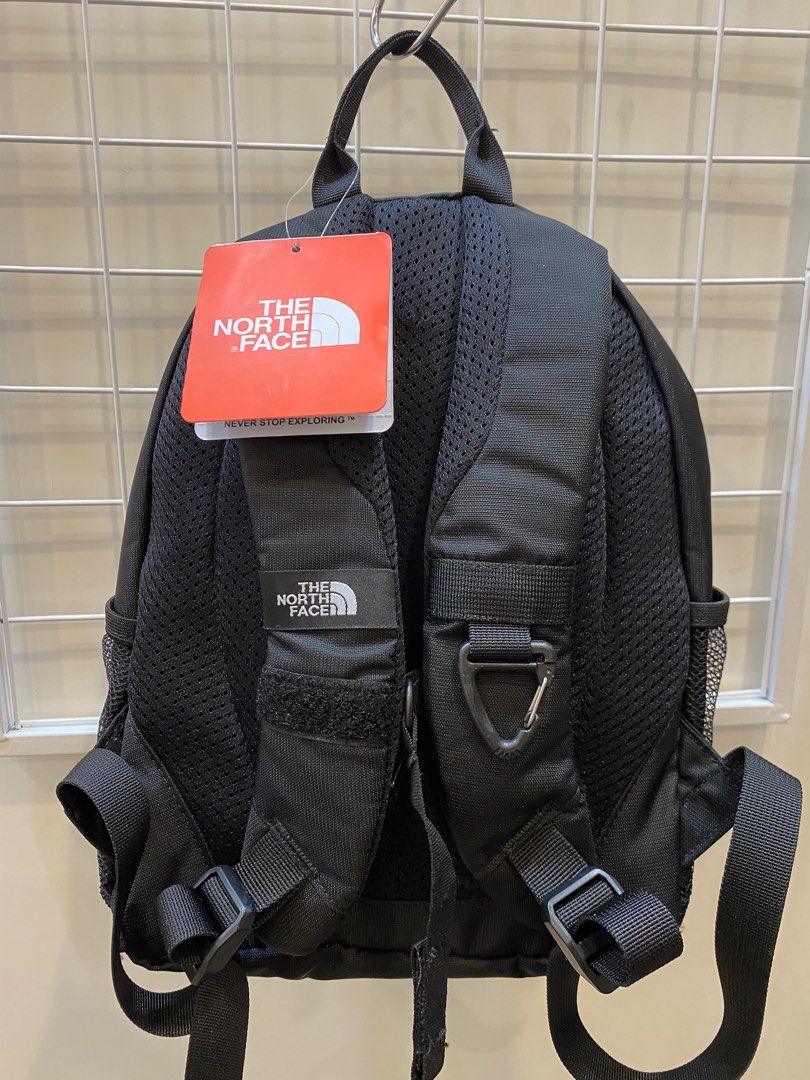 TNF Kids Backpack (Category: Backpacks) located in Las Pinas. Submitted by DC.OneStopShop (Listing ID 1309842682, Image 2). Description: 🔥🔥ON CLEARANCE SALE🔥🔥 ON HAND PH🇵🇭🇵🇭 ▪️TNF Kid’s Backpack 🏷️1,300php!! ONLY 💯Original.
