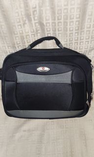Travelmate men's bag with many compartments