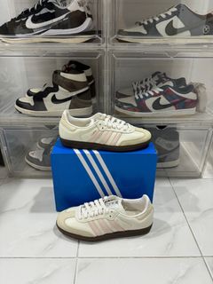 (Category: ) located in . Submitted by winnerkicks_my (Listing ID 1309833724, Image 1). Description: .