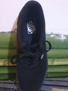 Vans oldskool black shoes