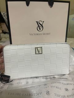 Victoria’s Secret long wallet