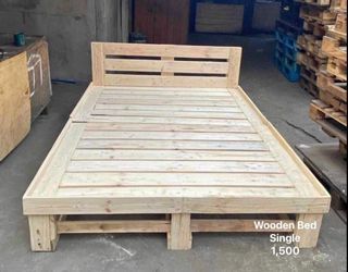 WOODEN BED SINGLE SIZE