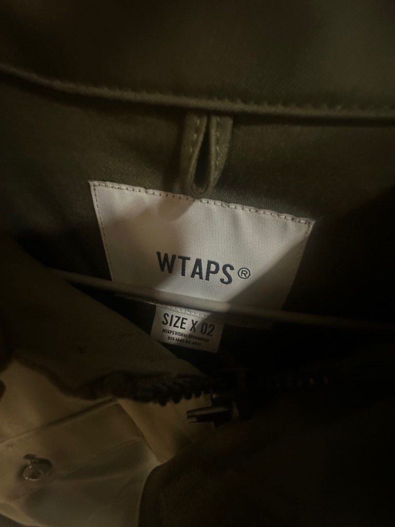 Wtaps jacket （分類：運動服裝）位於 Hong Kong。 由 8thug 提交（商品編號 1309848457，圖片 2）。簡介： Wtaps jacket Size : M (02) 100% real 99%new 購自有真貨認證的IG店 轉style 現平放 $800 。