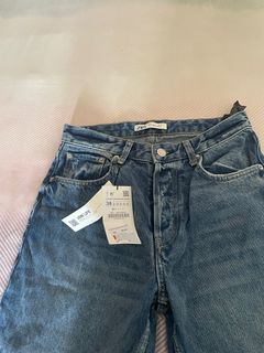 (Category: ) located in . Submitted by dwiyuni19940621 (Listing ID 1309754163, Image 1). Description: .