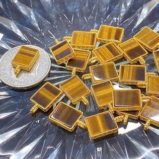 18k gold pendant 
10mm