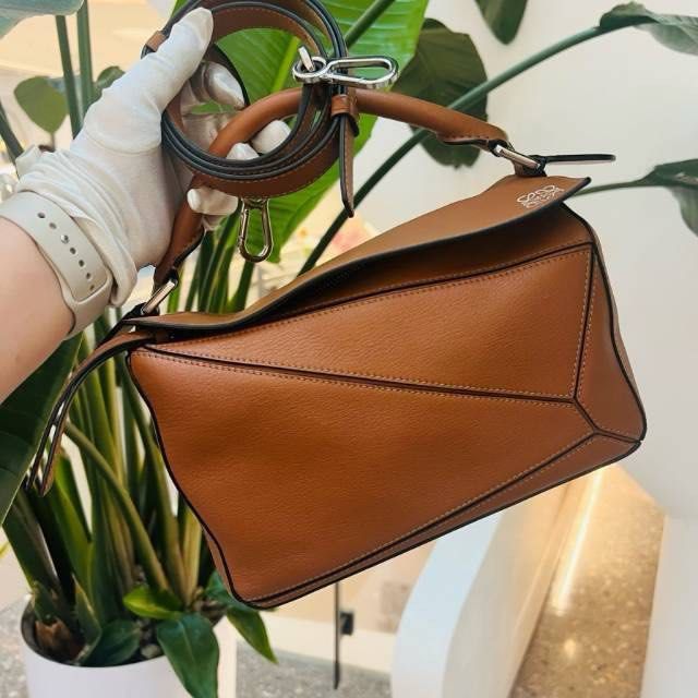 Loewe puzzle bag authentic deals