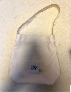 （分類：）位於 。 由 k_dalli 提交（商品編號 1309955236，圖片 1）。簡介： 。