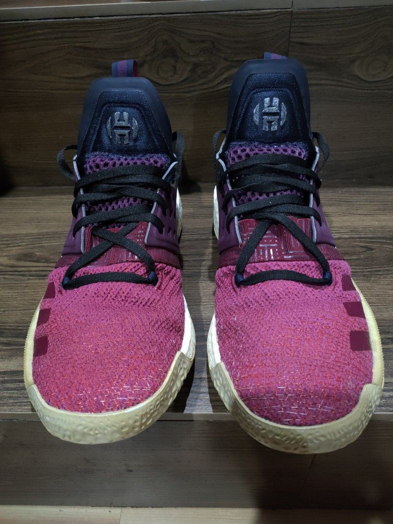 ADIDAS HARDEN 44, Fesyen Pria, Sepatu Sneakers di Carousell