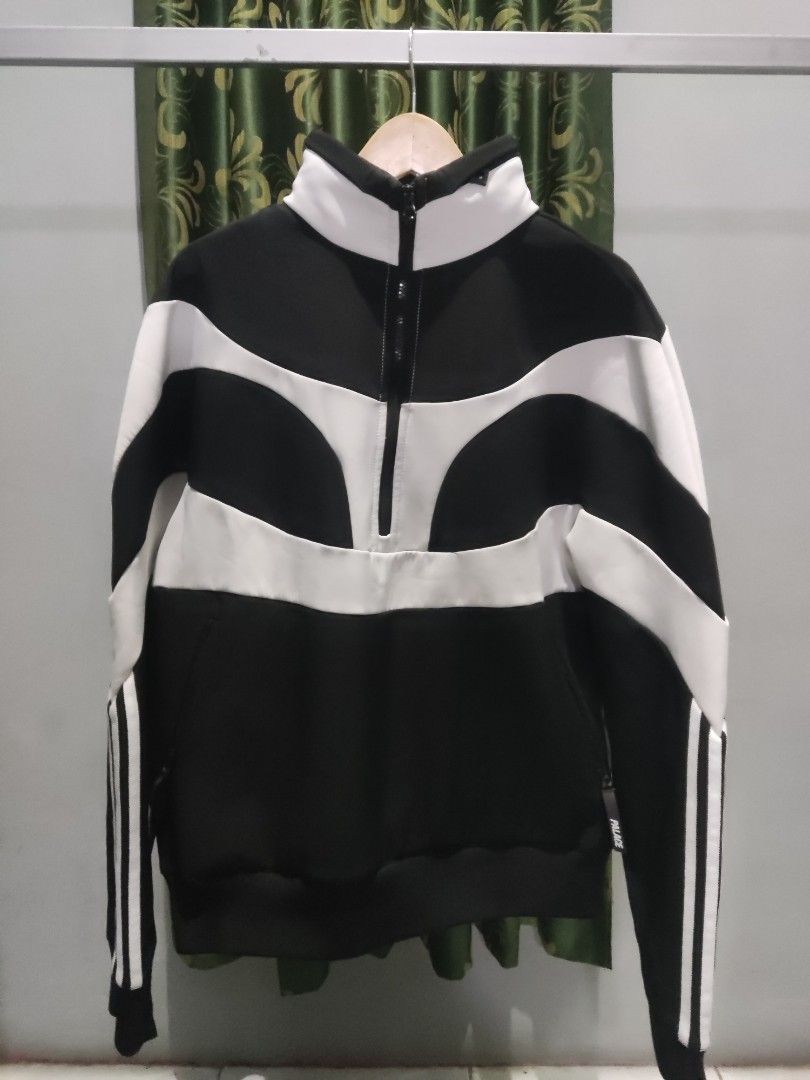 Palace adidas half zip clearance