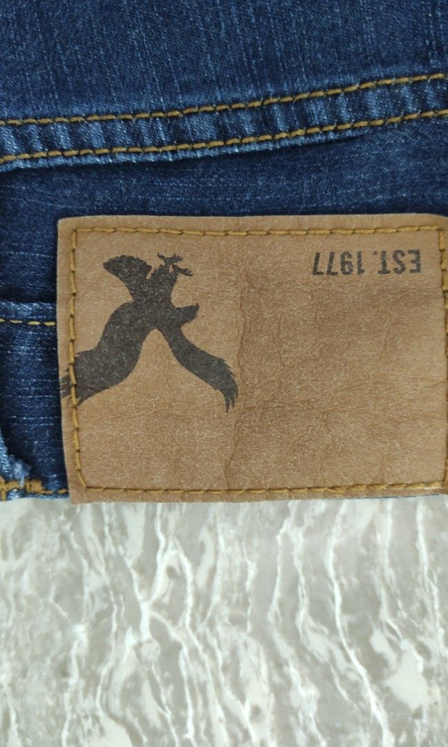 American Eagle Skinny Jeans (Category: Jeans) located in Malilipot. Submitted by driprelic (Listing ID 1309956299, Image 3). Description: Additional Shipping fee No flaws.