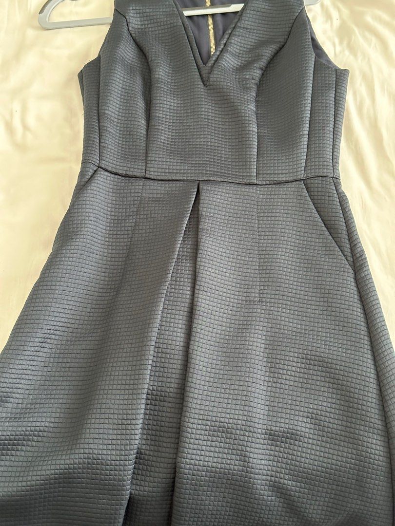 Armani Exchange dark blue dress with free delivery, Women's Fashion, Dresses & Sets, Dresses on Carousell Armani Exchange dark blue dress with free delivery, Women's Fashion, Dresses & Sets, Dresses on Carousell