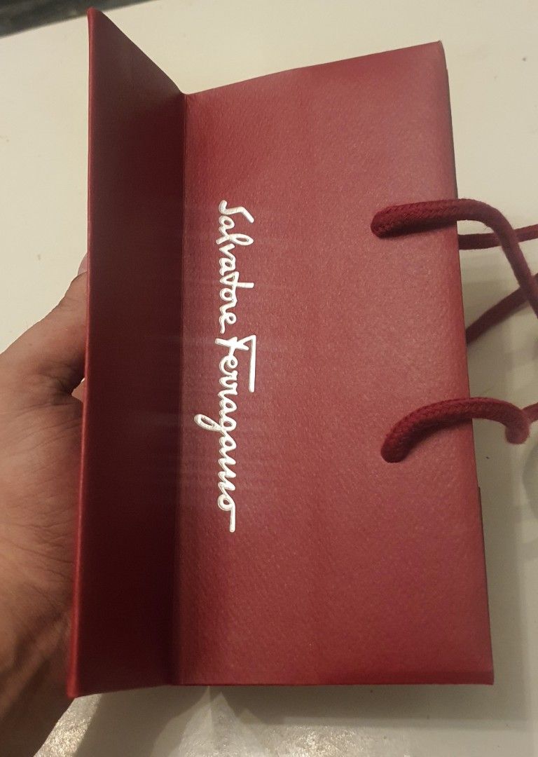 Authentic saltore ferragamo (Category: Luxury Bags & Wallets) located in Cavite. Submitted by ohmie23 (Listing ID 1309932415, Image 1). Description: Authentic saltore ferragamo dimention 8.5x6 inch.